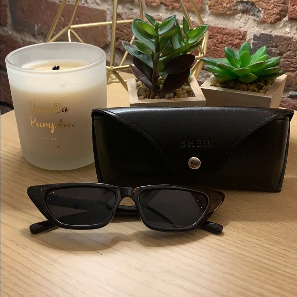 SHEIN black sunglasses
